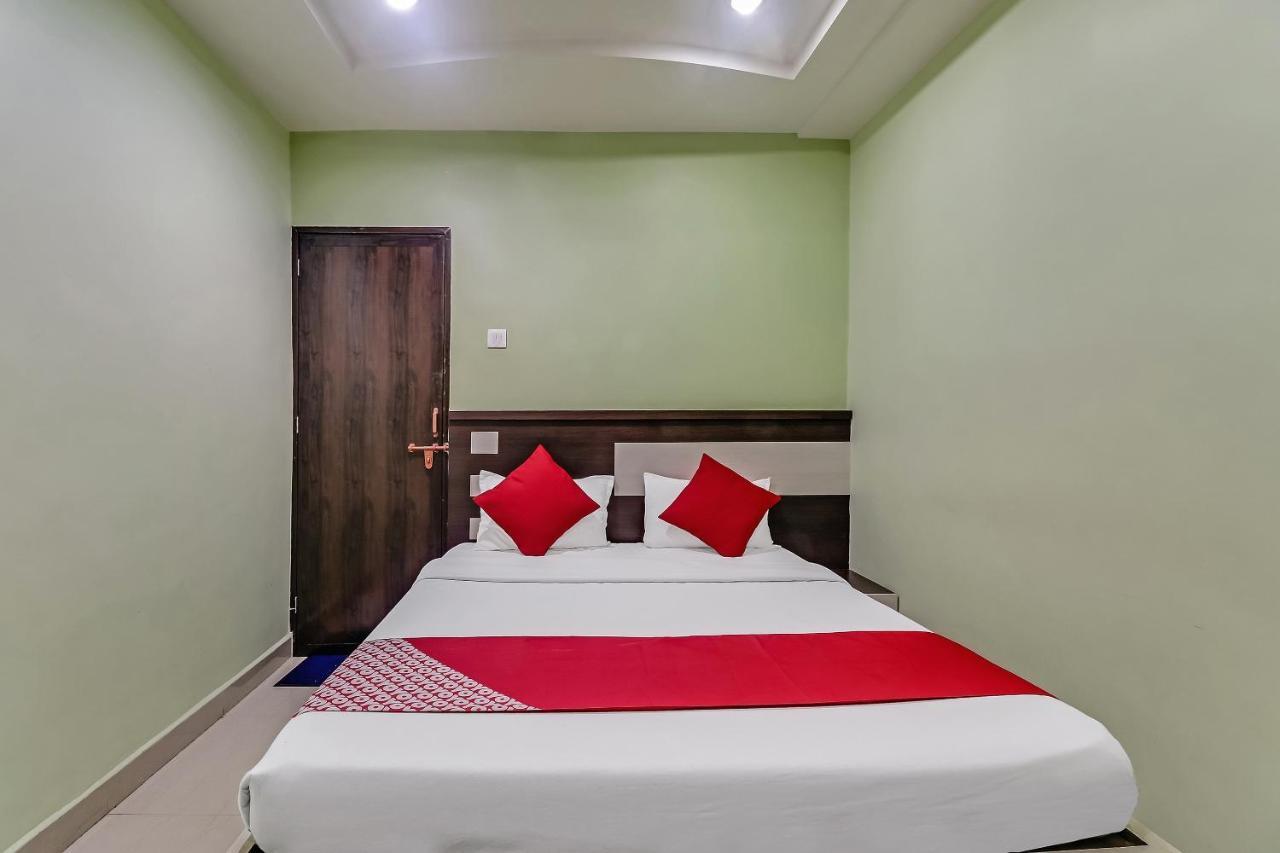 Super Hotel O Royal Raj Nandgaon Exteriör bild
