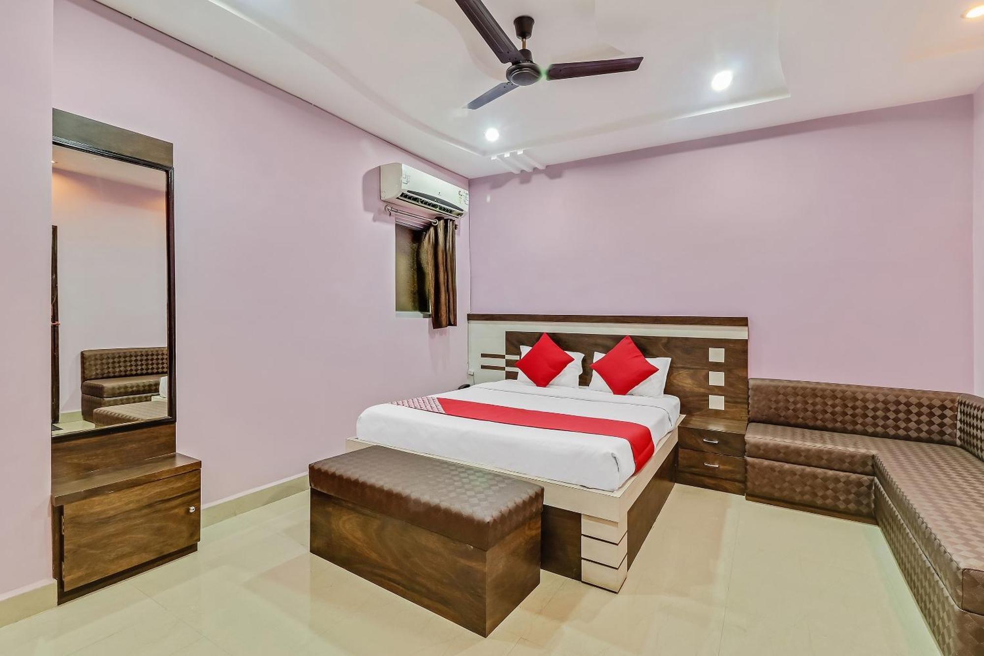 Super Hotel O Royal Raj Nandgaon Exteriör bild