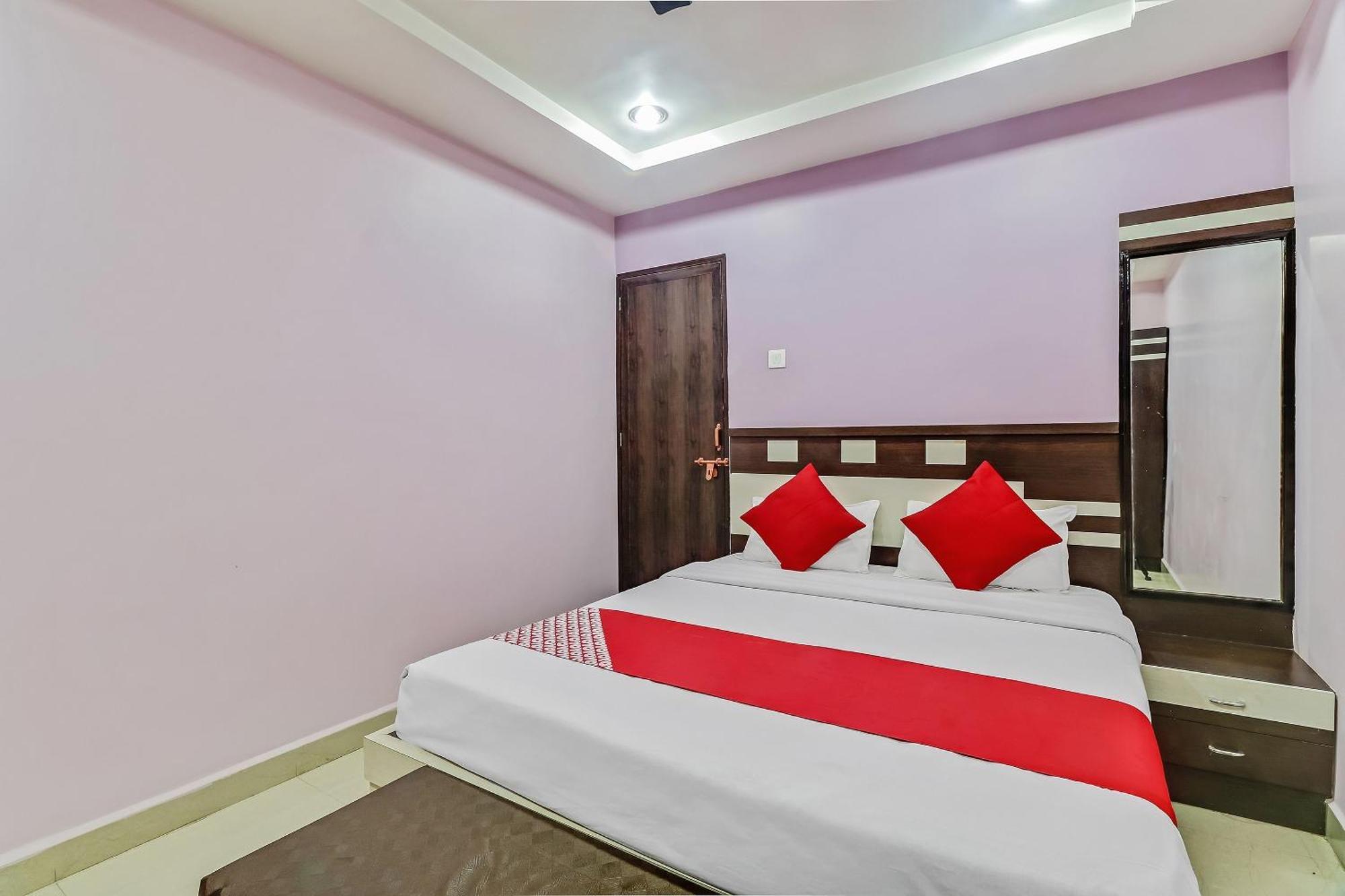 Super Hotel O Royal Raj Nandgaon Exteriör bild